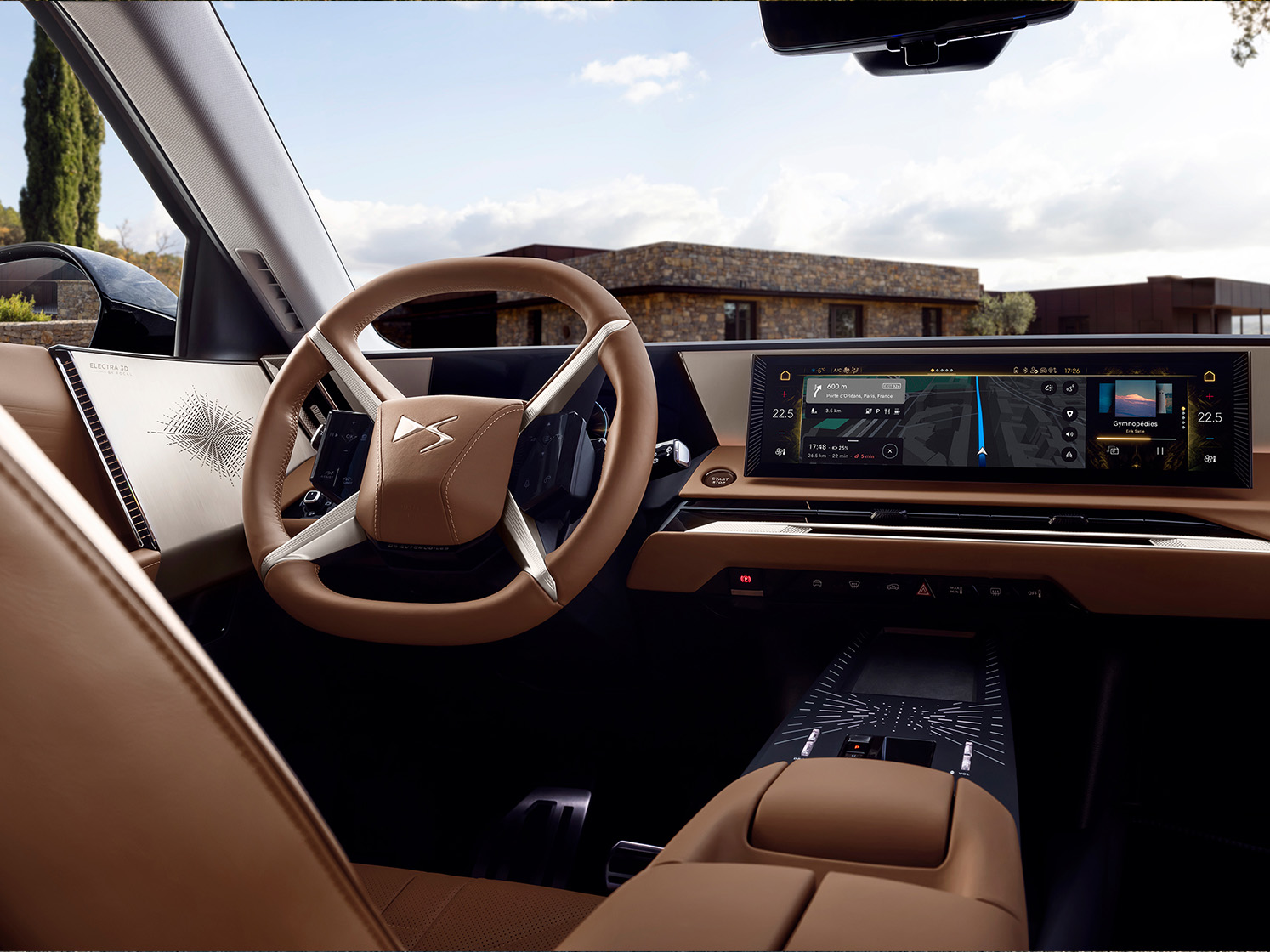 N°8 nappa leather interior